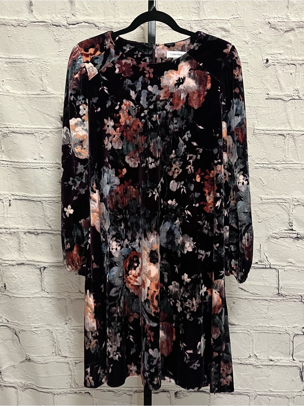 Calvin Klein Black Floral Velvet Long-Sleeve Midi Dress